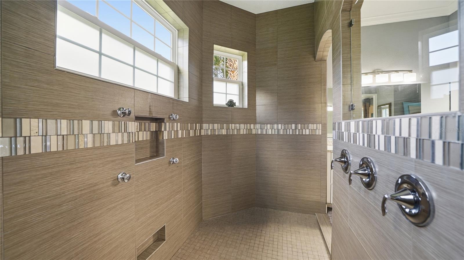 OAK HAMMOCK - Residential