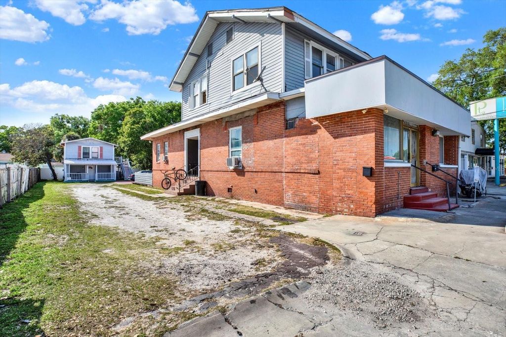 Photo of 5210 N Nebraska Avenue, Tampa, FL 33603 (MLS # T3512270)