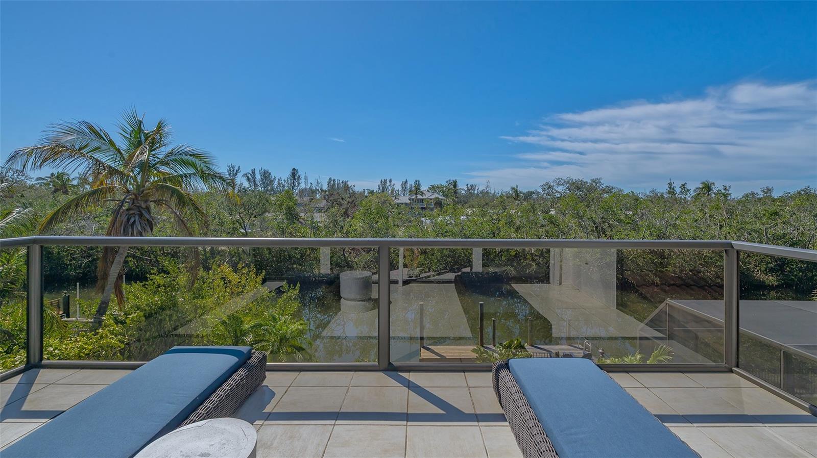 BAY ISLES - Residential