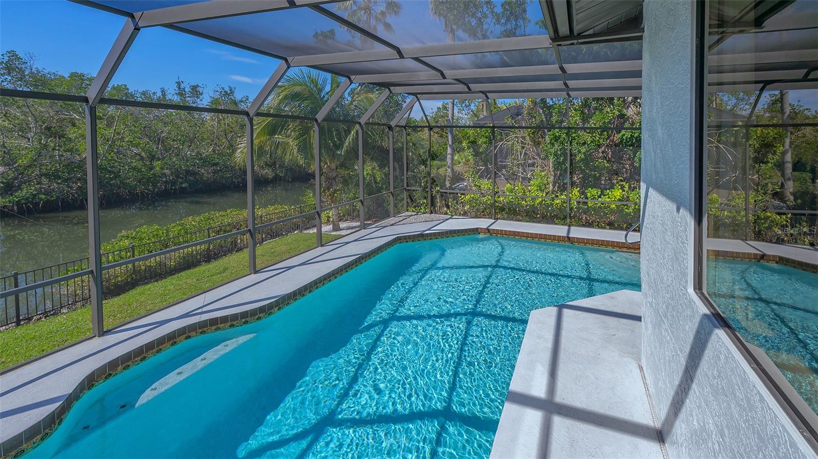 BAY ISLES - Residential