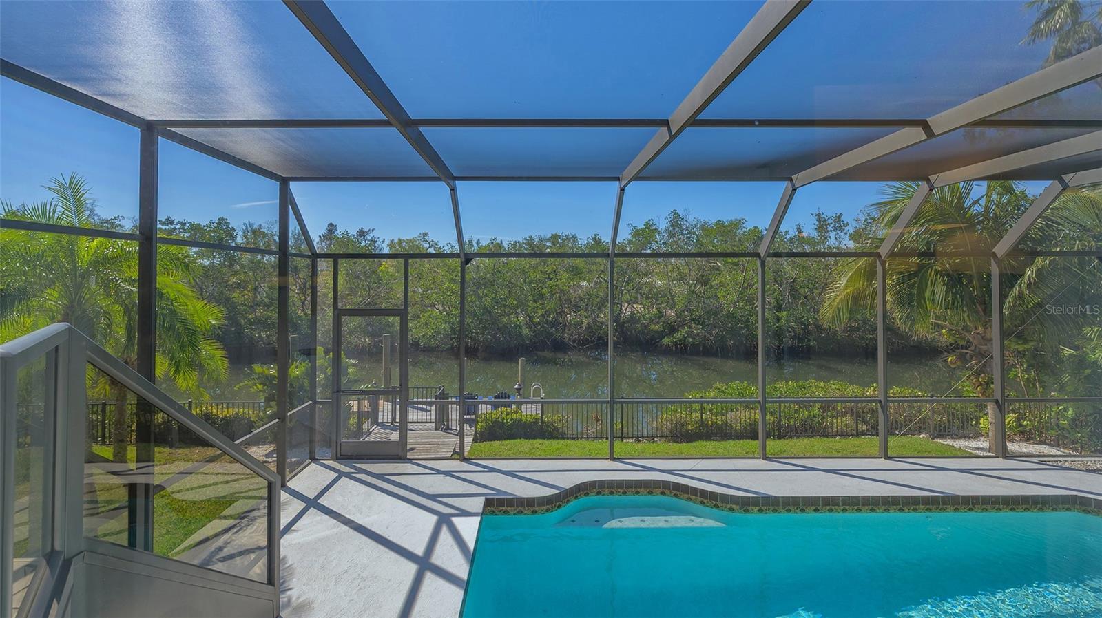 BAY ISLES - Residential