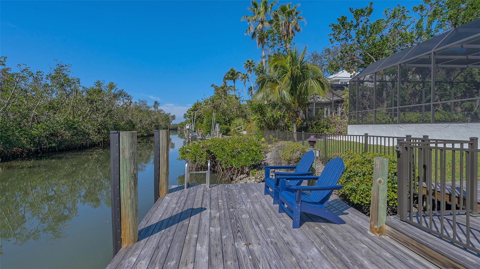 BAY ISLES - Residential