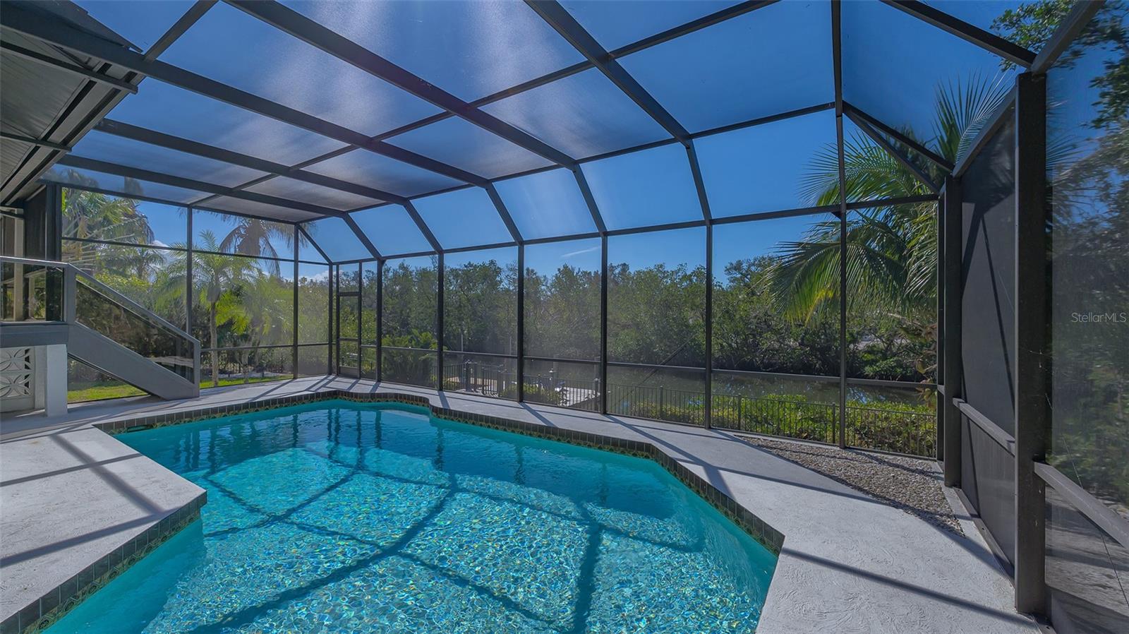 BAY ISLES - Residential