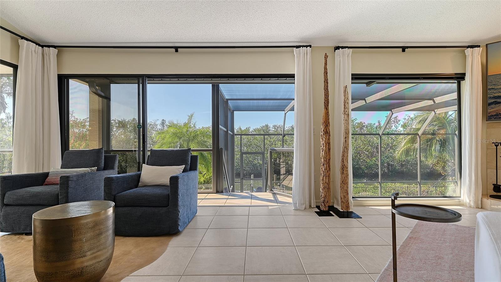 BAY ISLES - Residential