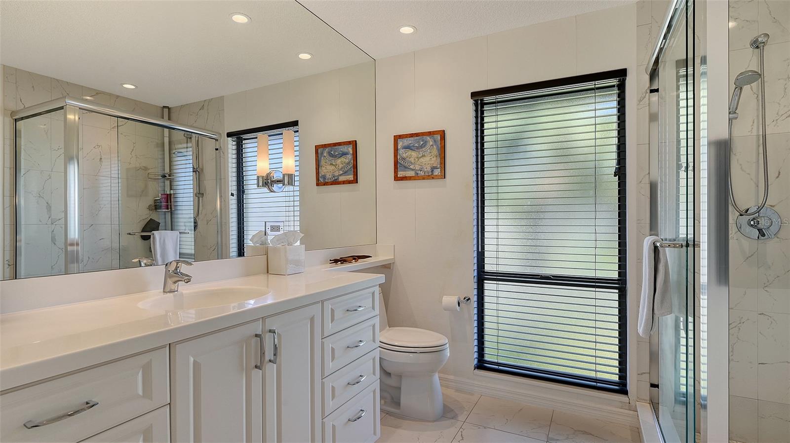 BAY ISLES - Residential