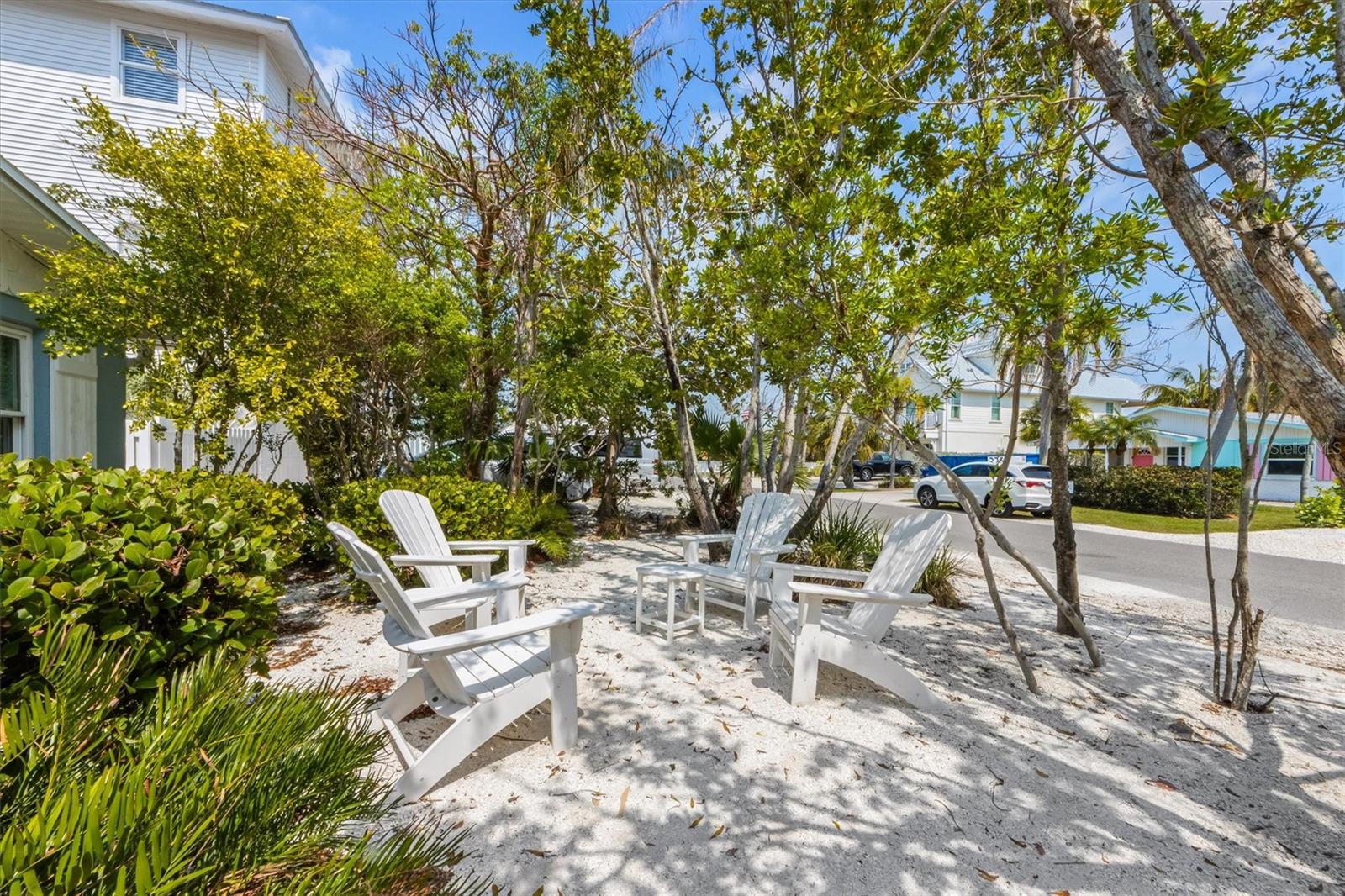 214 PALM AVENUE