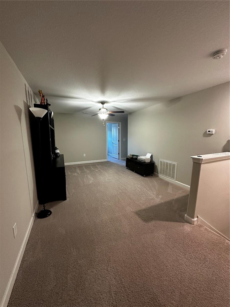 HIDDEN OAKS TWNHMS - Residential Lease