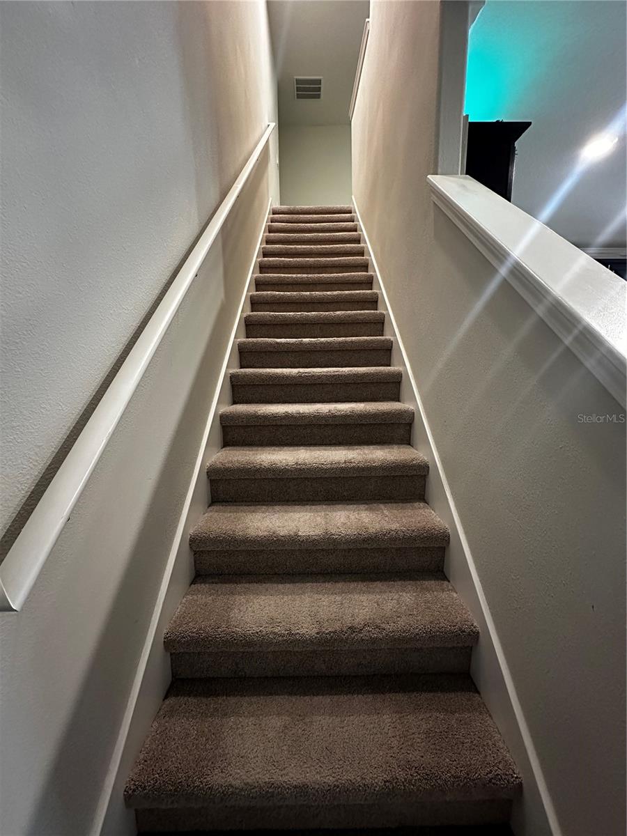 HIDDEN OAKS TWNHMS - Residential Lease