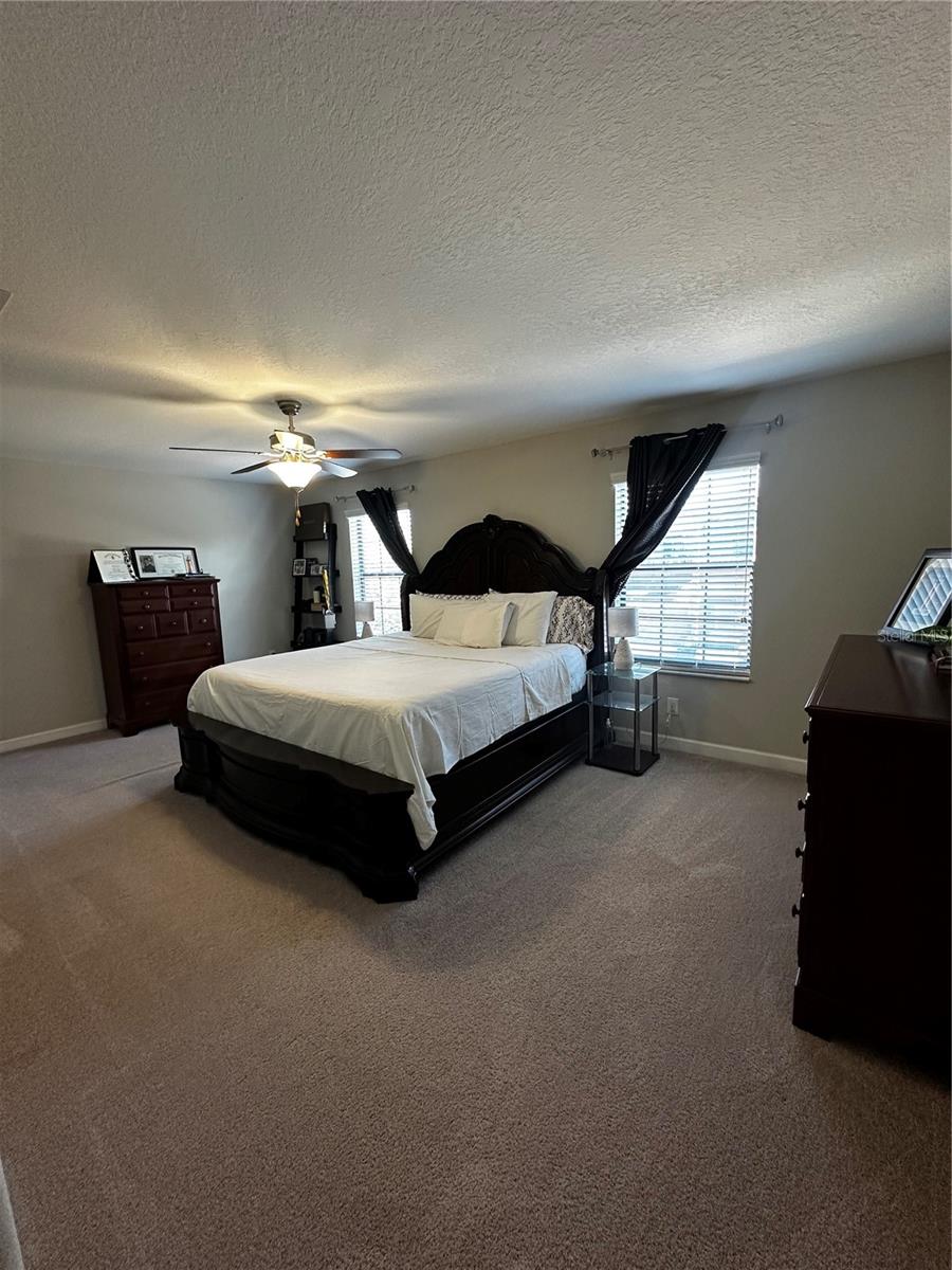 HIDDEN OAKS TWNHMS - Residential Lease