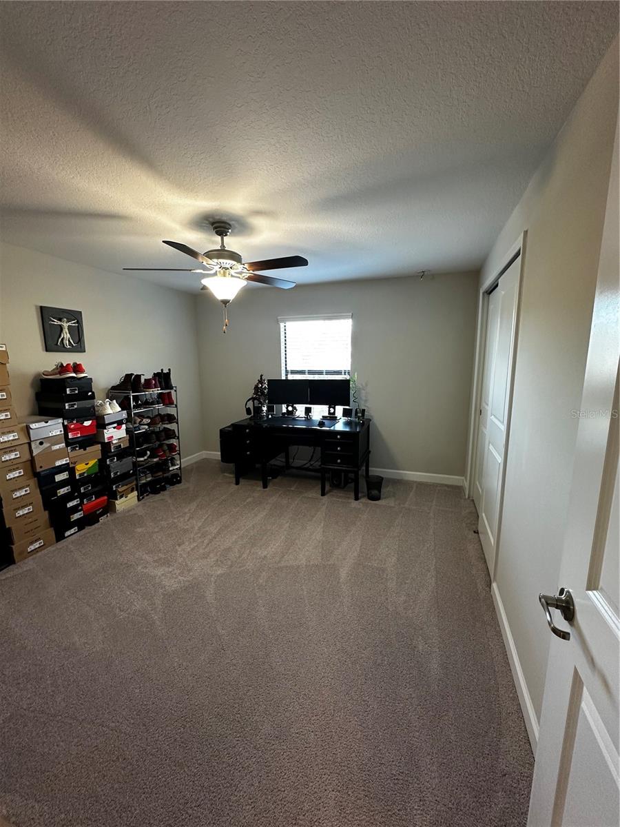 HIDDEN OAKS TWNHMS - Residential Lease