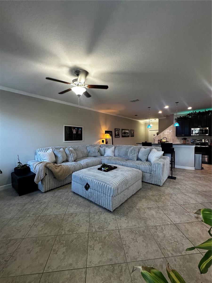 HIDDEN OAKS TWNHMS - Residential Lease