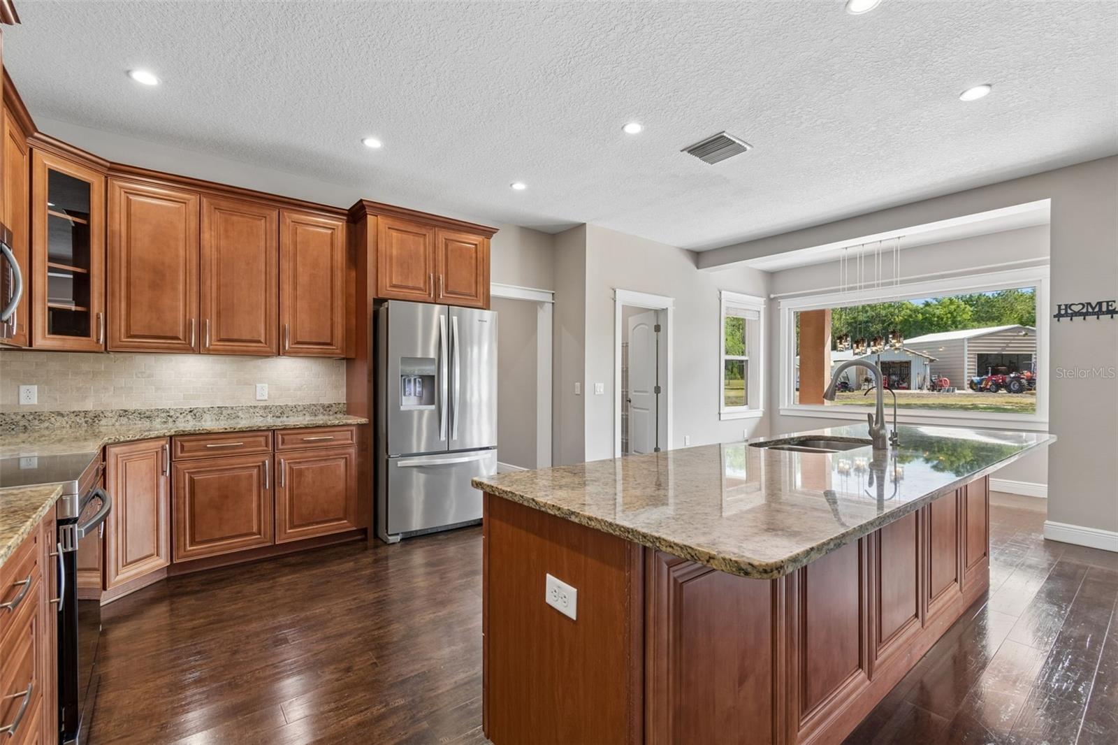 ACREAGE - Residential