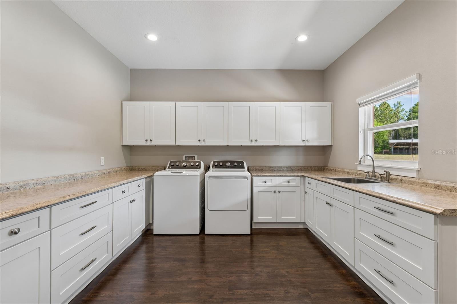 ACREAGE - Residential