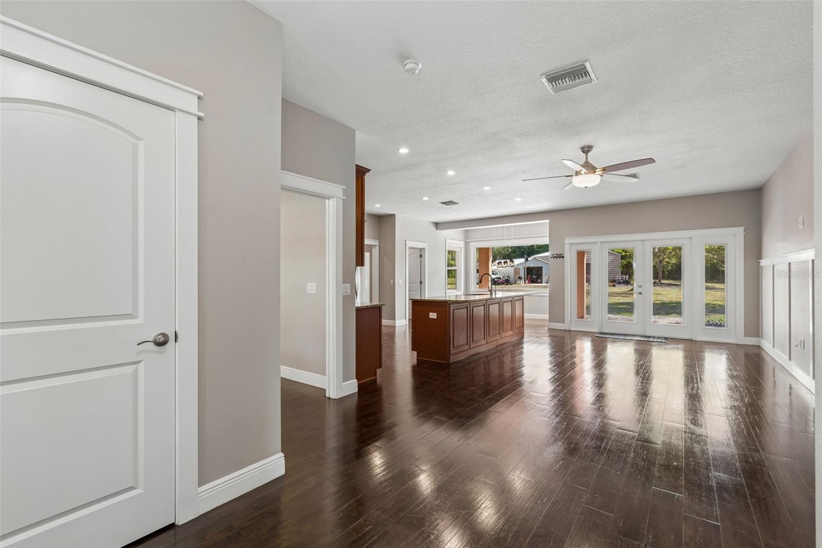 ACREAGE - Residential