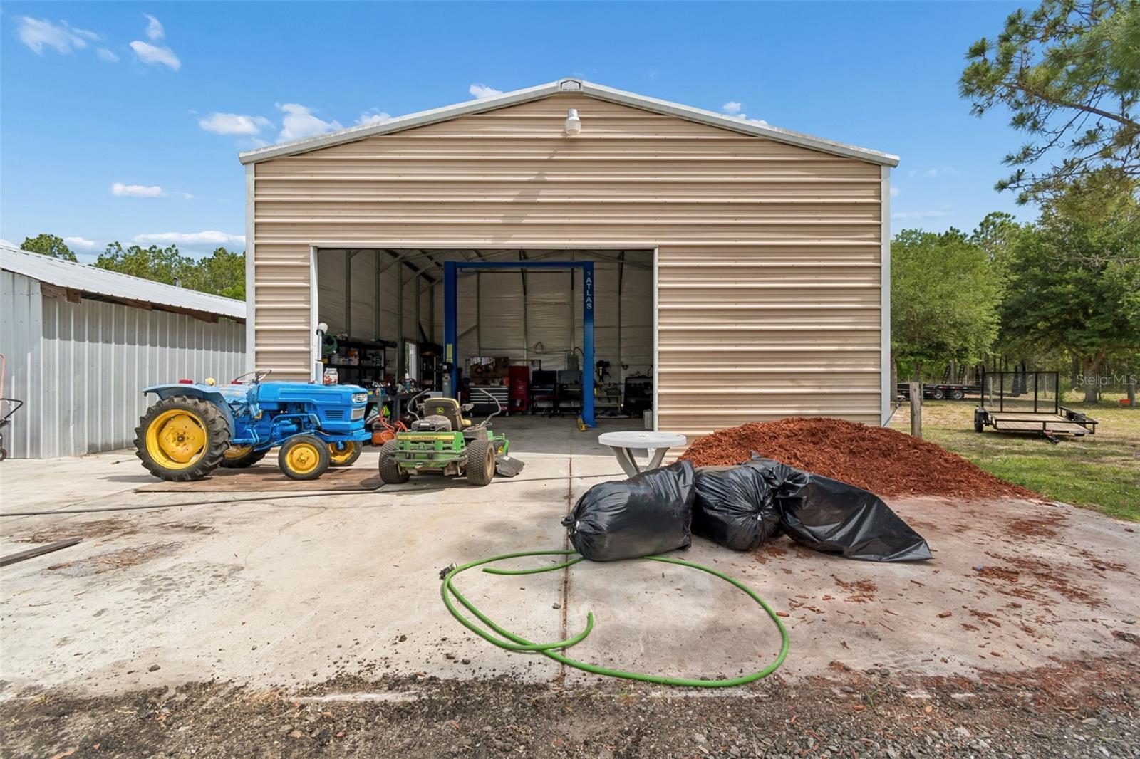 ACREAGE - Residential