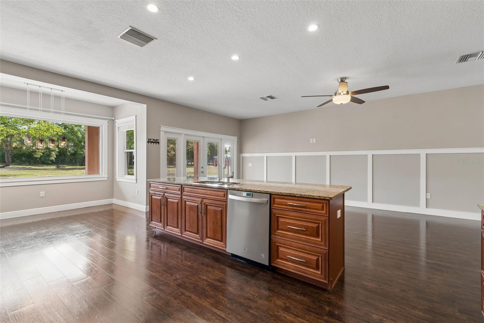 ACREAGE - Residential