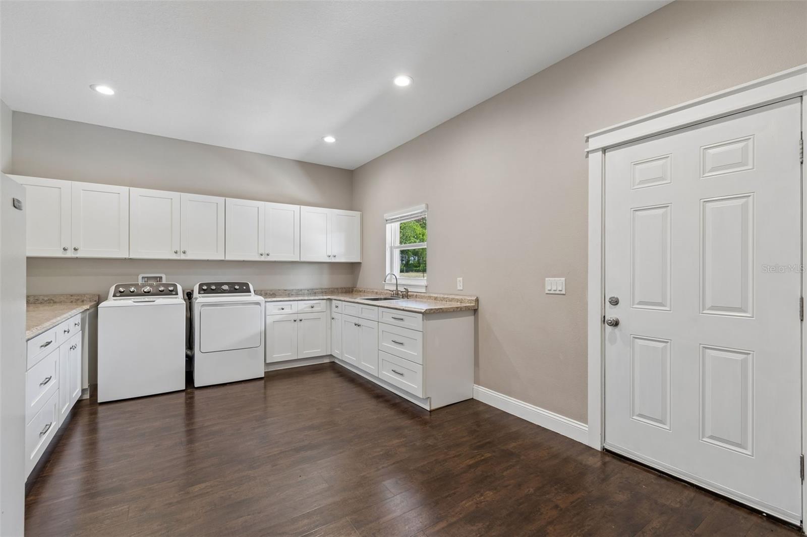 ACREAGE - Residential