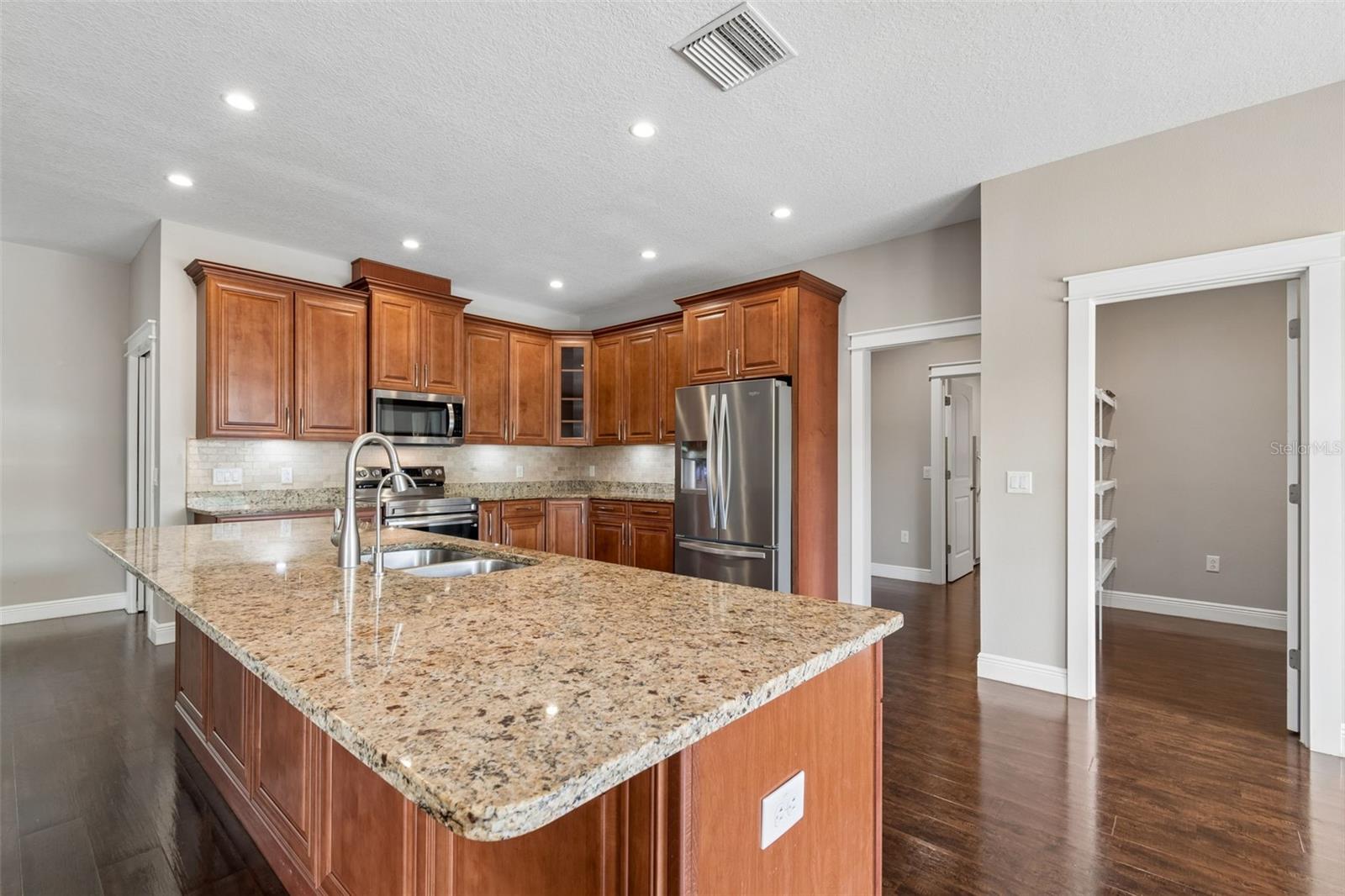 ACREAGE - Residential