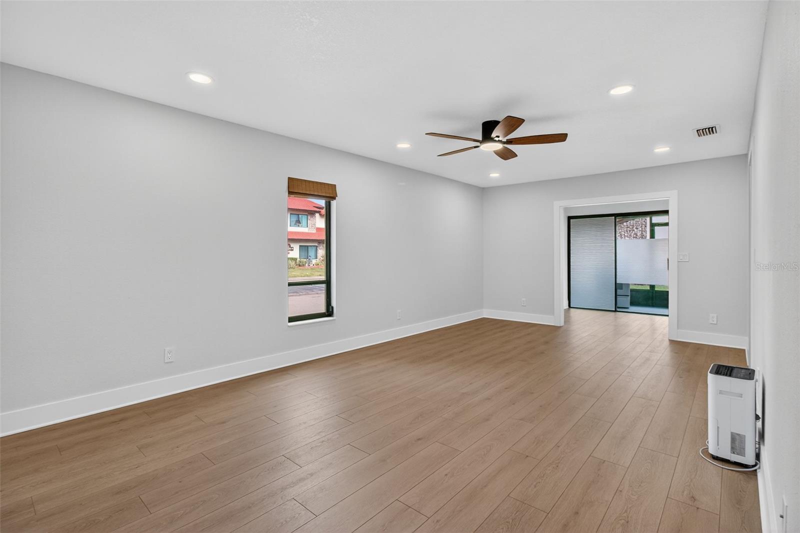 ROSETREE VILLAGE - Residential Lease