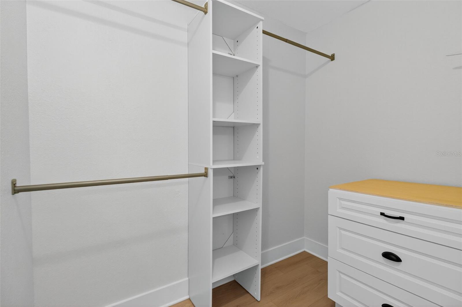 ROSETREE VILLAGE - Residential Lease