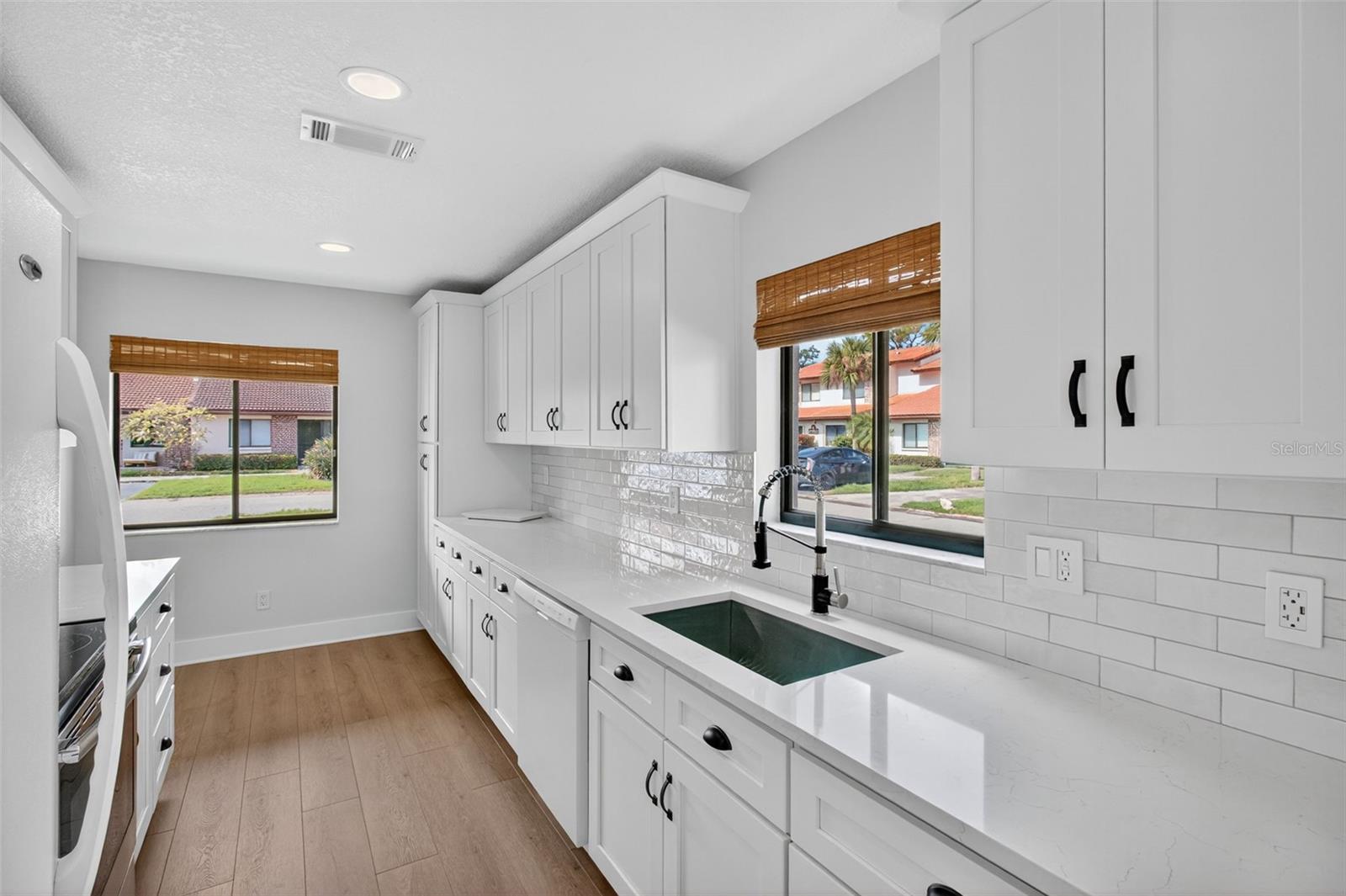 ROSETREE VILLAGE - Residential Lease