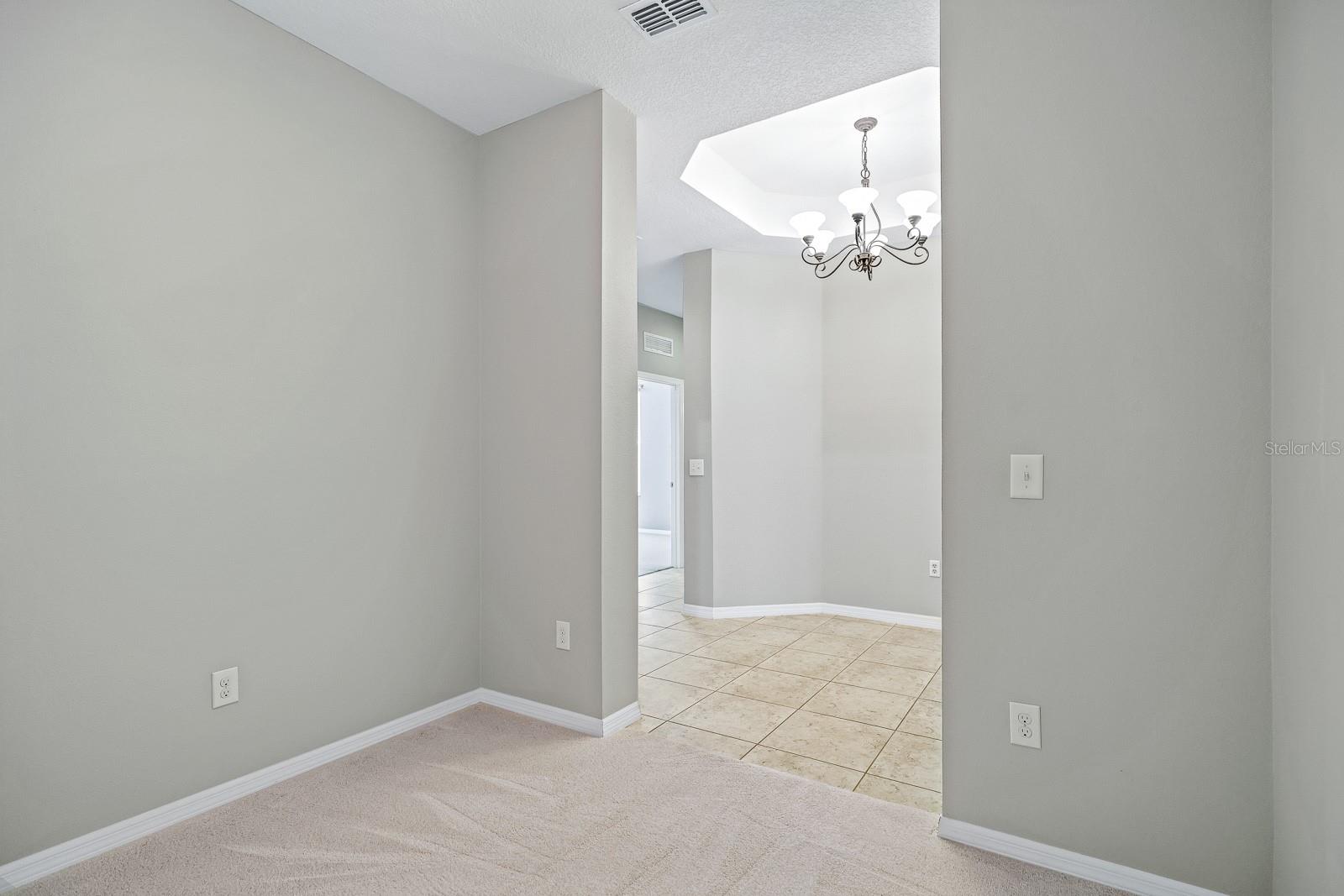 STARLING AT FISHHAWK PH IA - Residential Lease