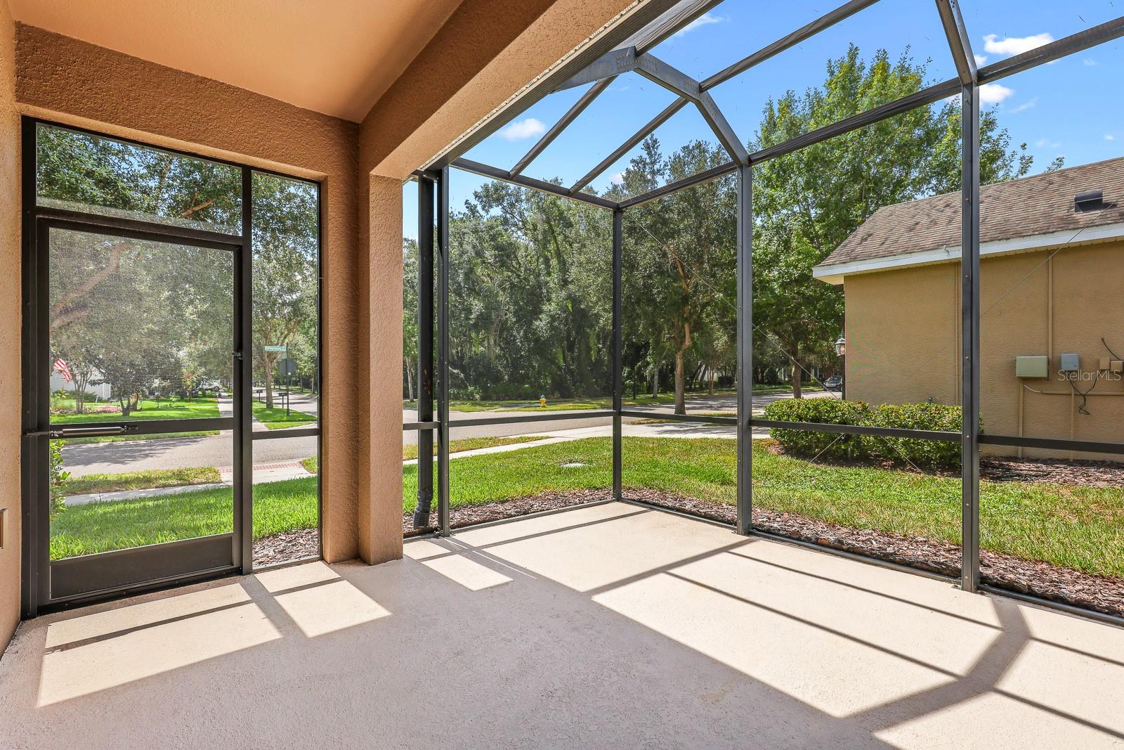 STARLING AT FISHHAWK PH IA - Residential Lease