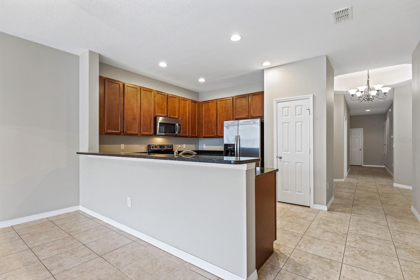 STARLING AT FISHHAWK PH IA - Residential Lease