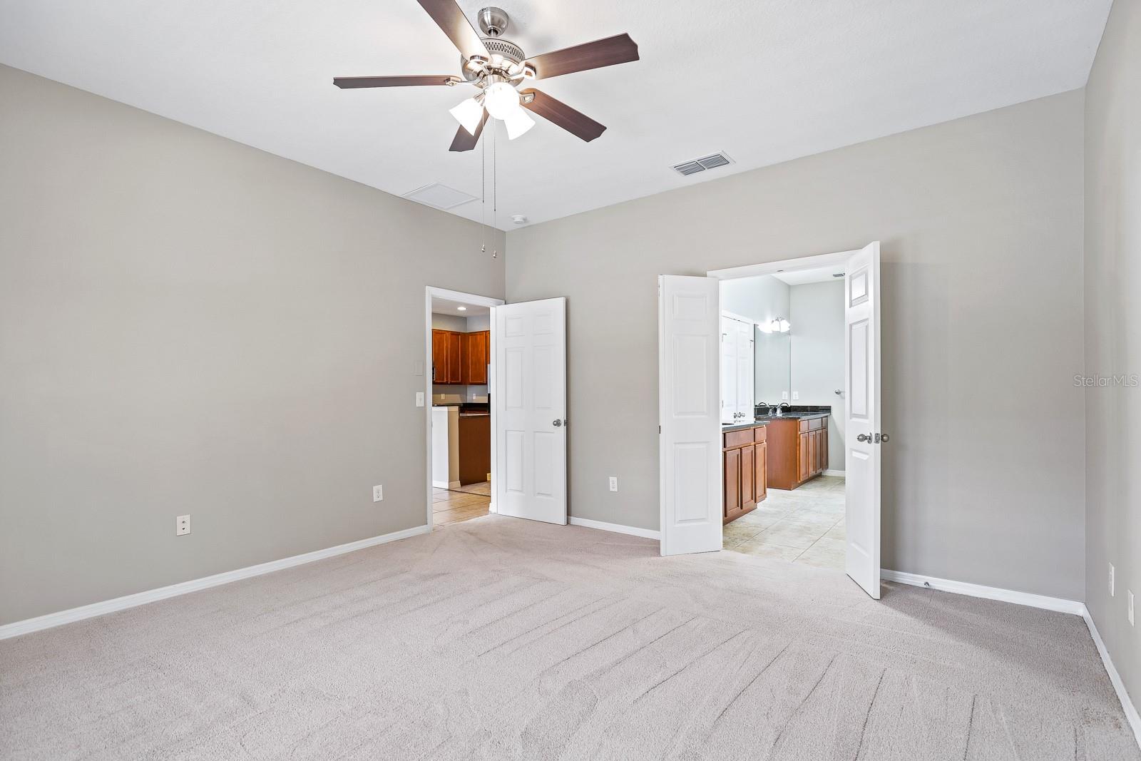 STARLING AT FISHHAWK PH IA - Residential Lease