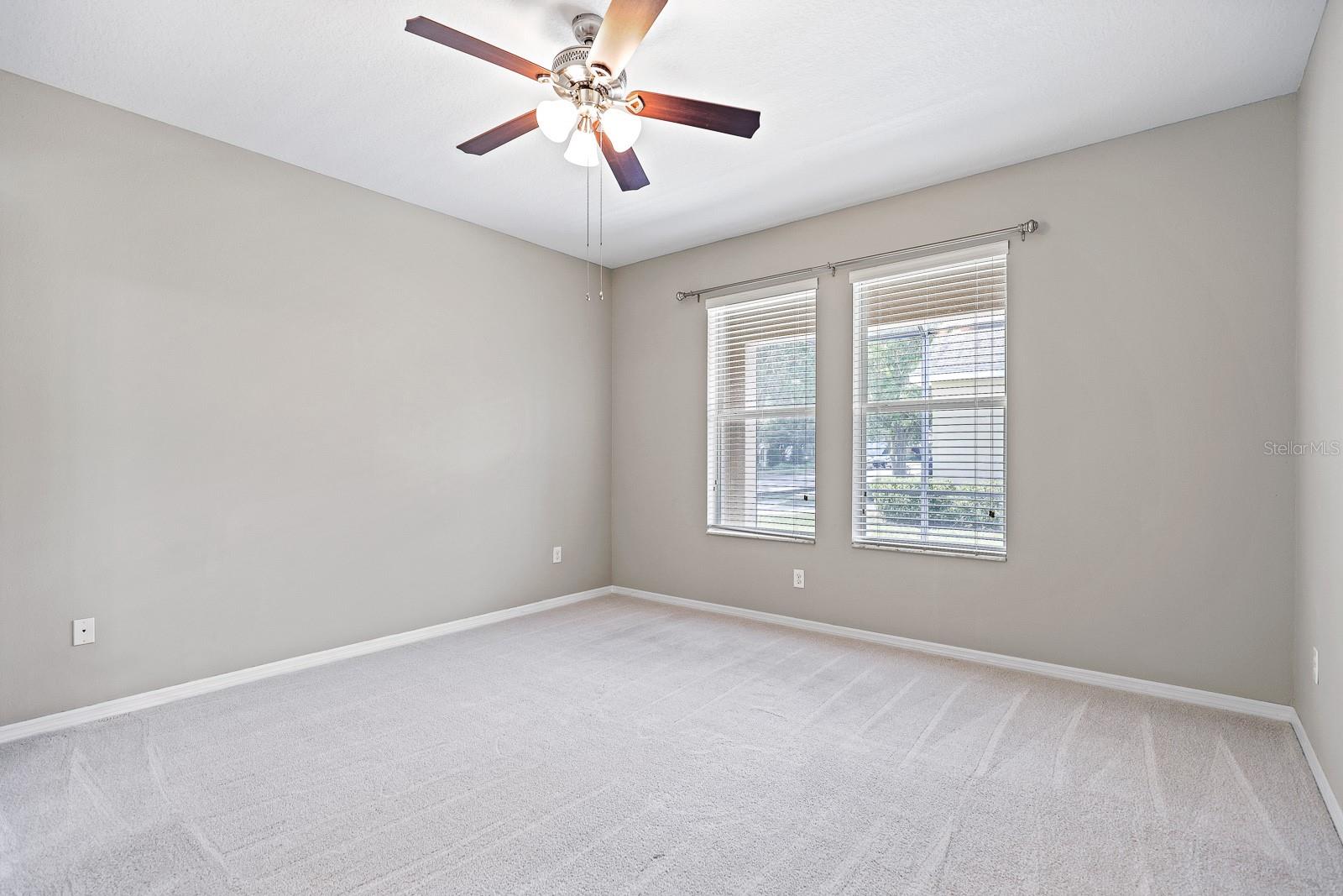 STARLING AT FISHHAWK PH IA - Residential Lease