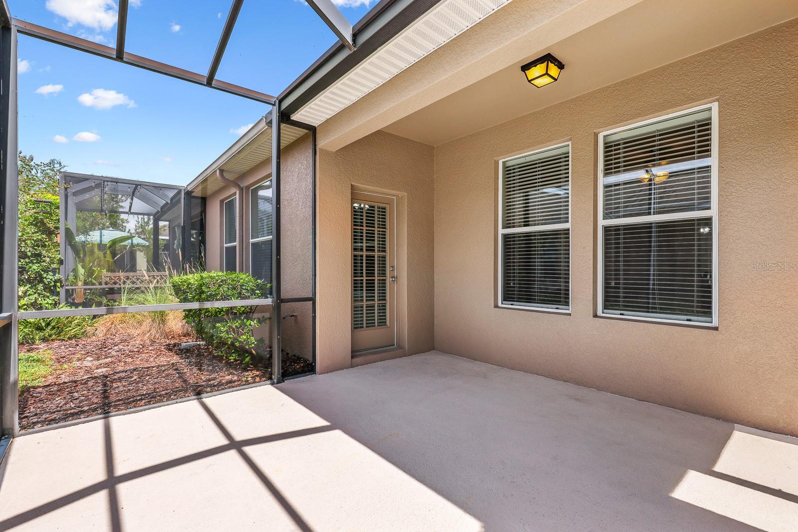 STARLING AT FISHHAWK PH IA - Residential Lease