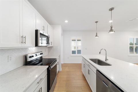 Tiny photo for 5543 SW 85th Avenue Road, Ocala, FL 34481 (MLS # OM720040)