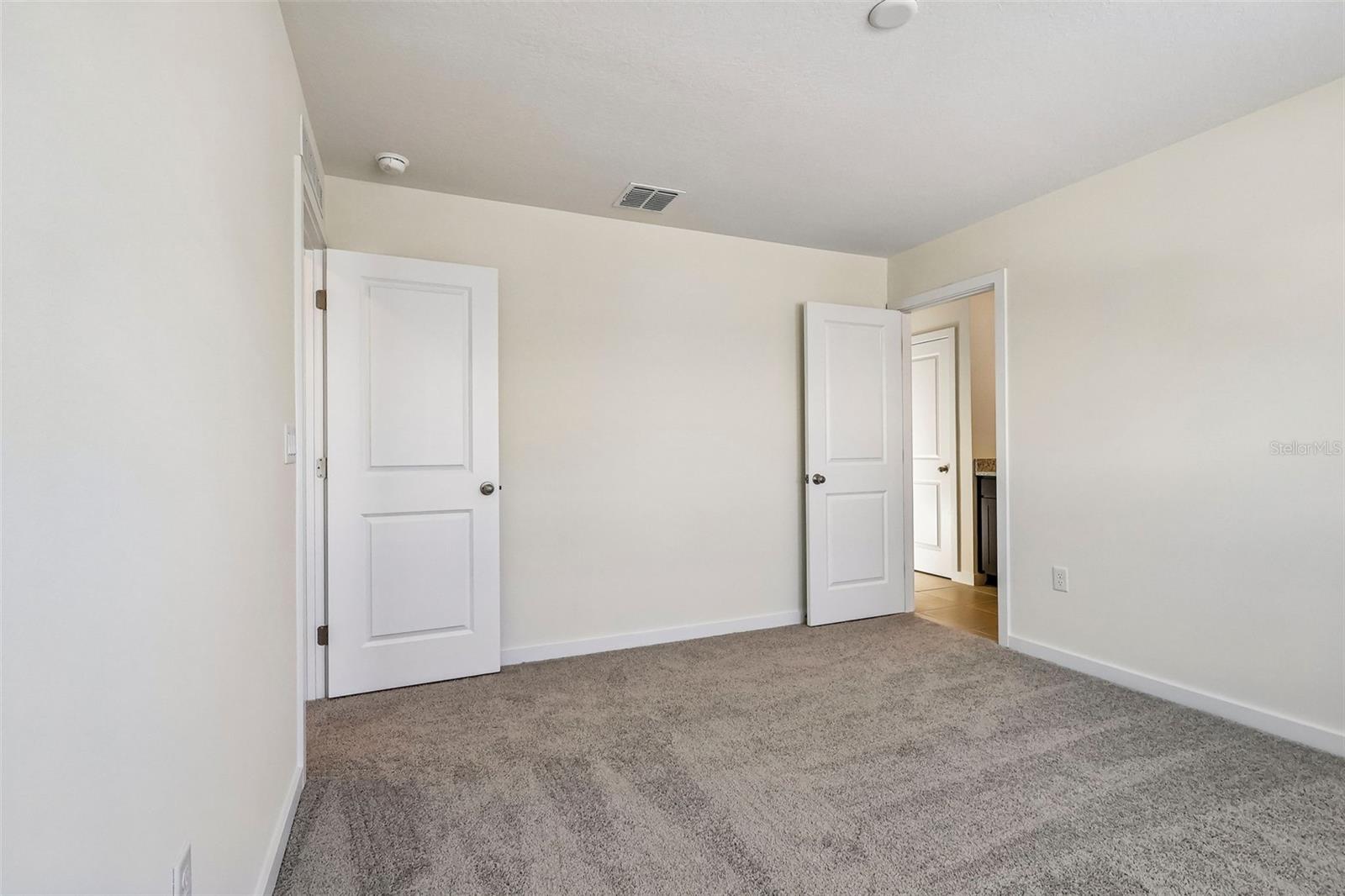 2732 MEADOW CREST DRIVE