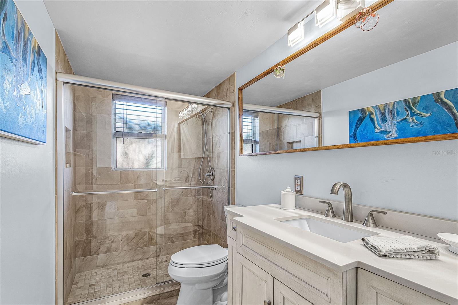 LOS CINCO A CONDO - Residential