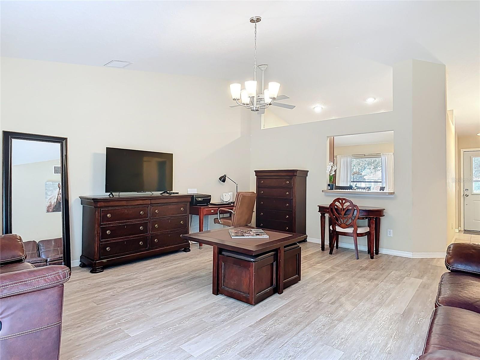 TAVARES IMPERIAL VILLAGE SUB - Residential