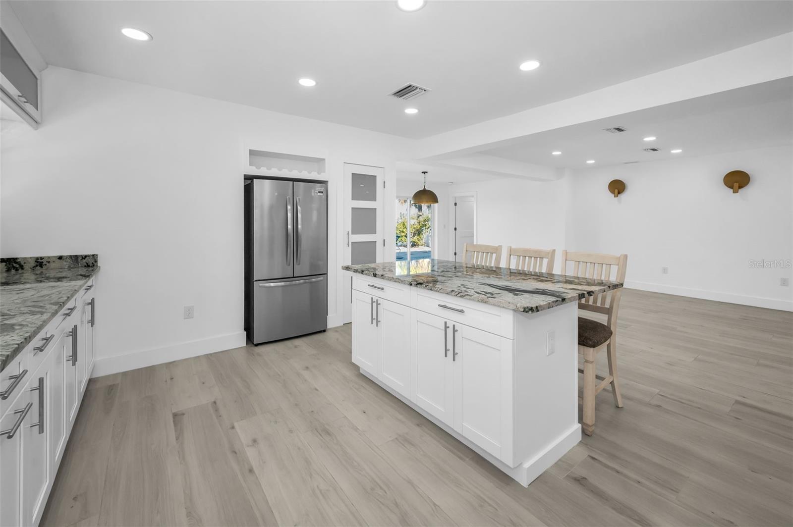 GULF SHORES 1ST ADD - Residential Lease