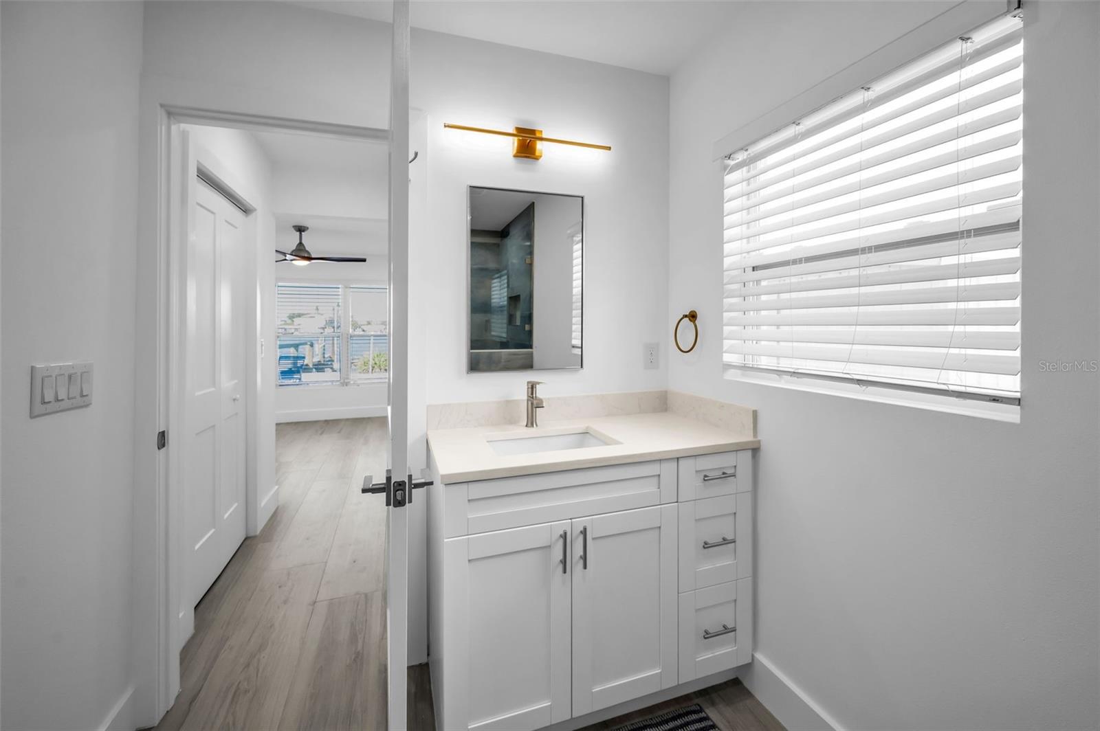 GULF SHORES 1ST ADD - Residential Lease