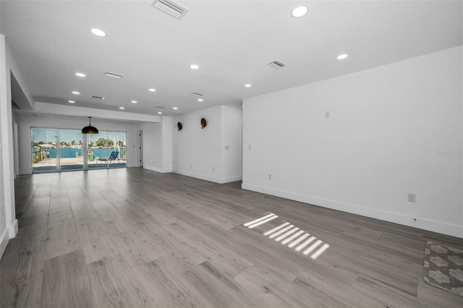 GULF SHORES 1ST ADD - Residential Lease