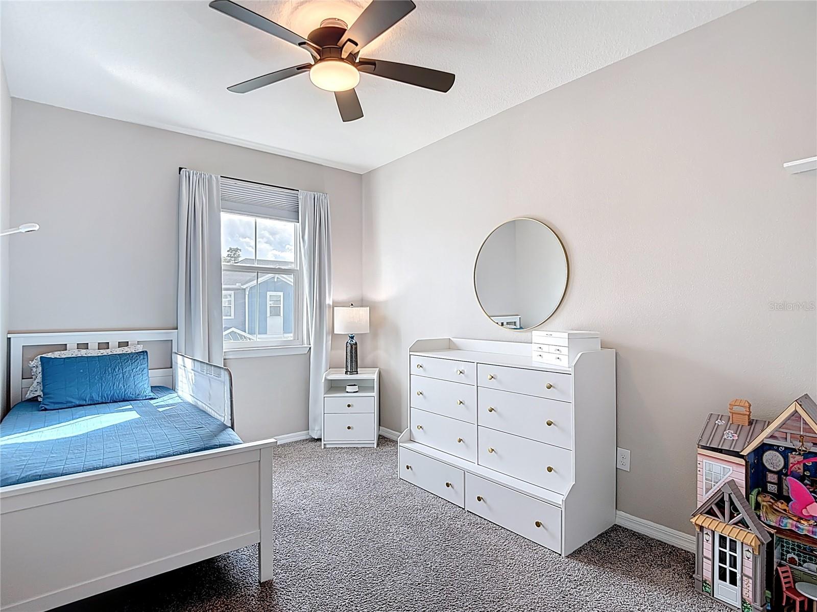 KEMERTON PLACE - Residential