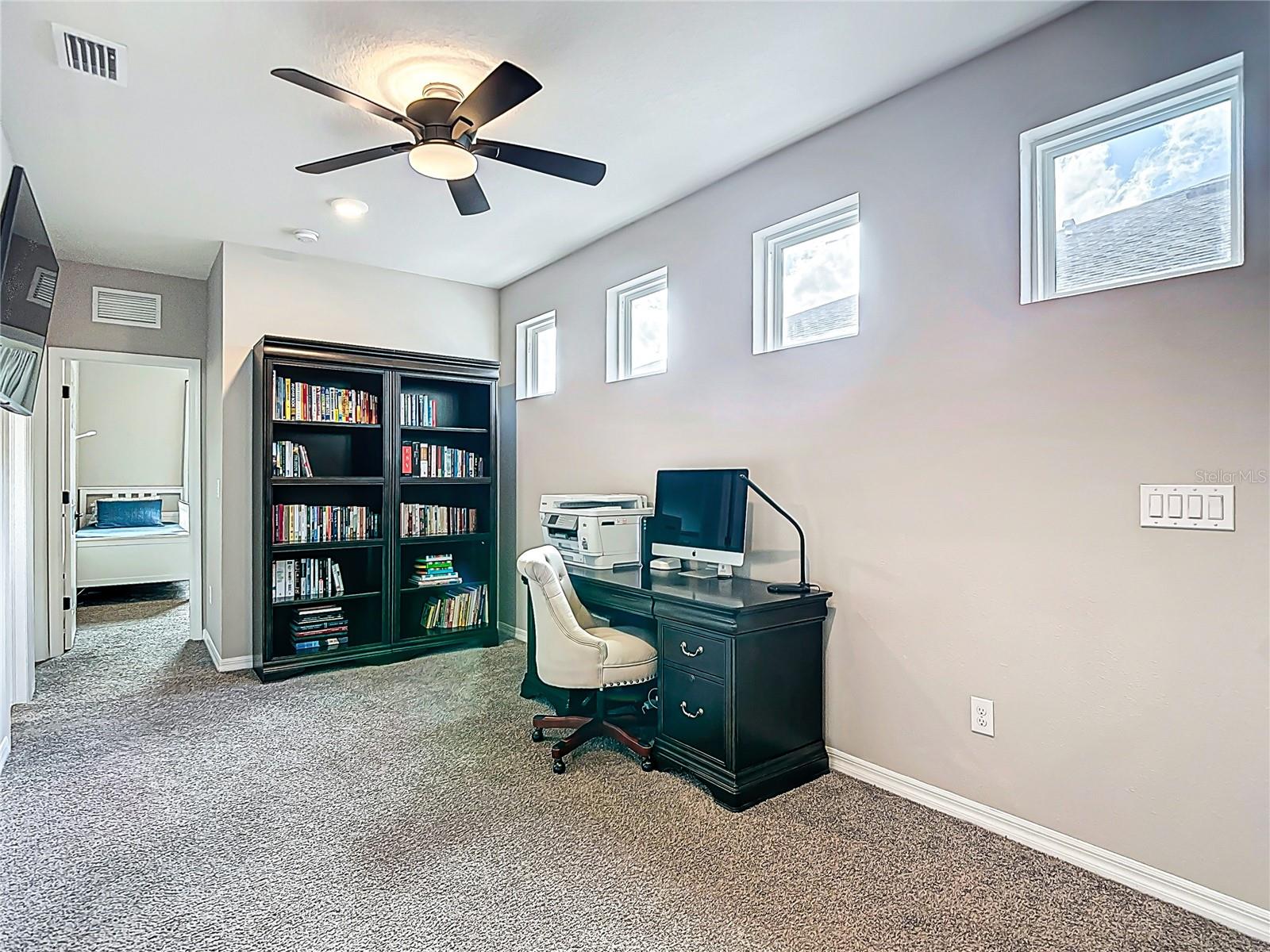 KEMERTON PLACE - Residential