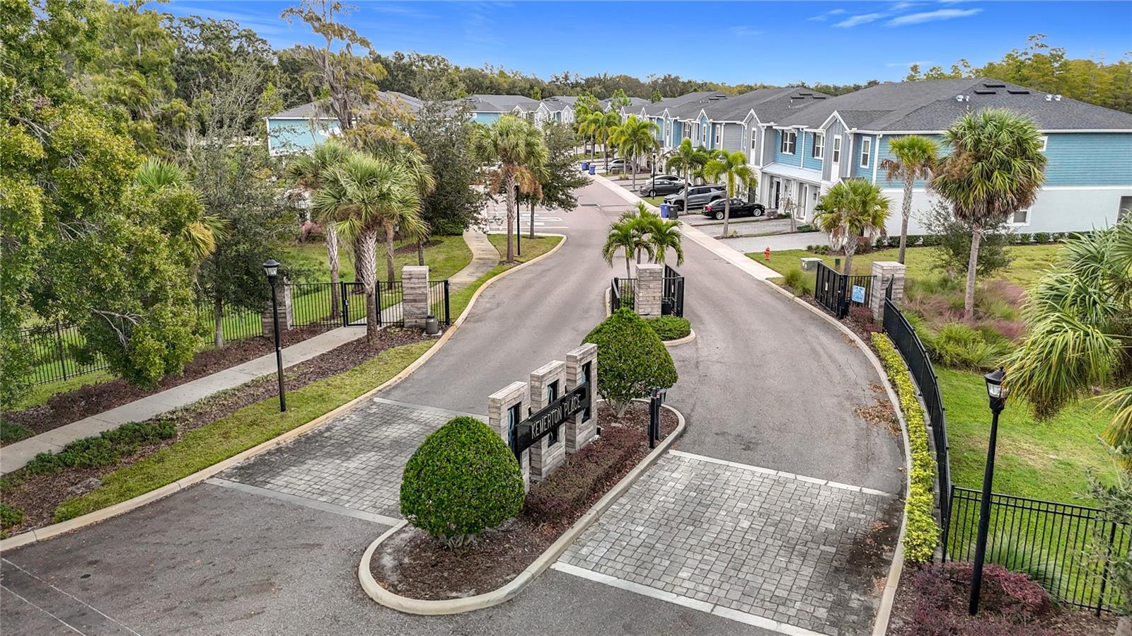 KEMERTON PLACE - Residential