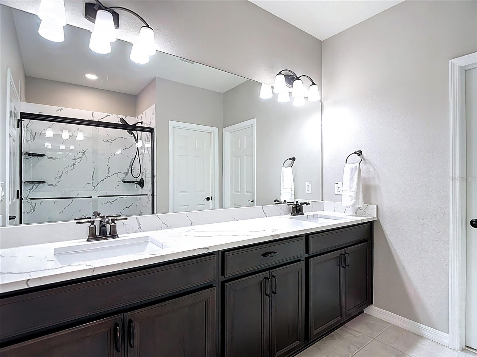 KEMERTON PLACE - Residential