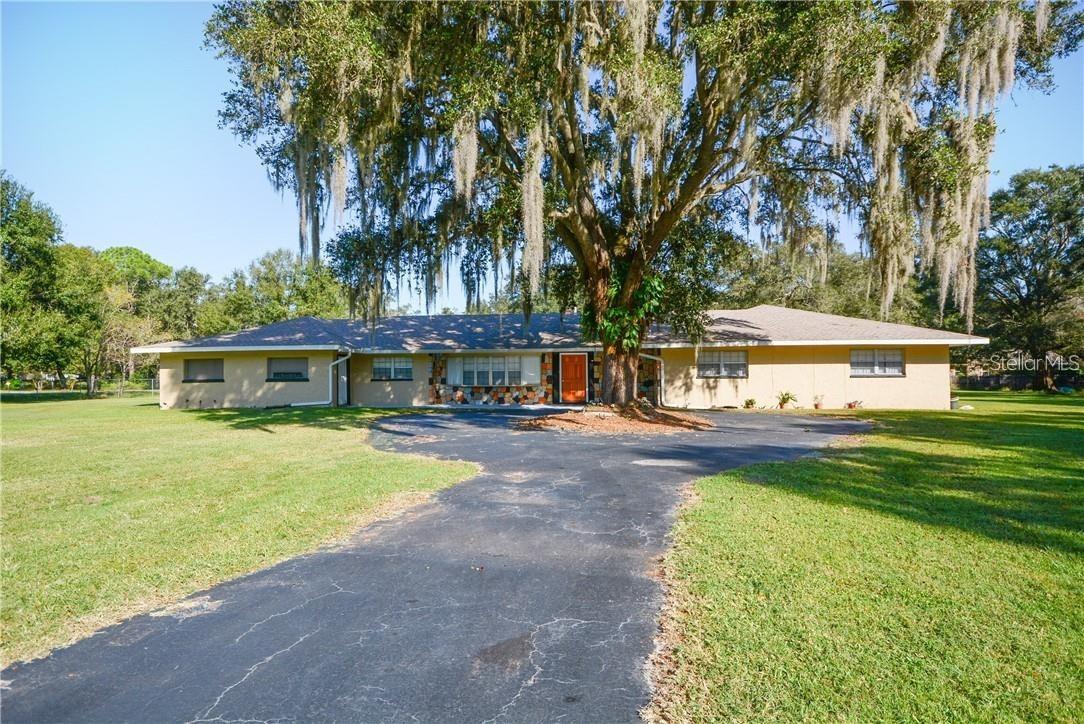 5121 SHADY OAK DRIVE S