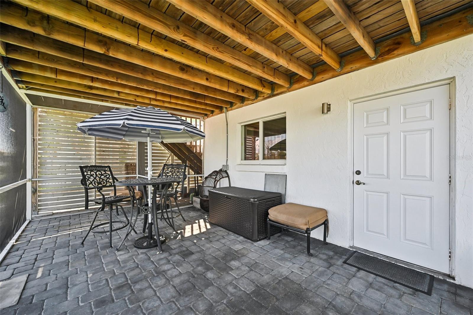 PALM POINT - Residential