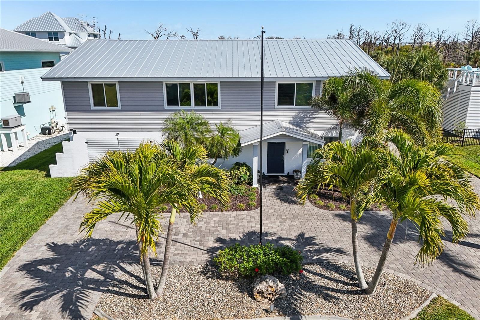 PALM POINT - Residential