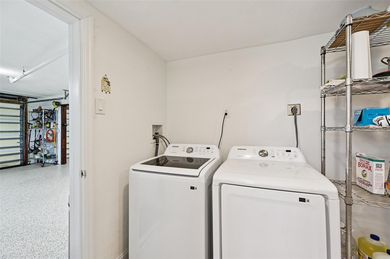 PALM POINT - Residential