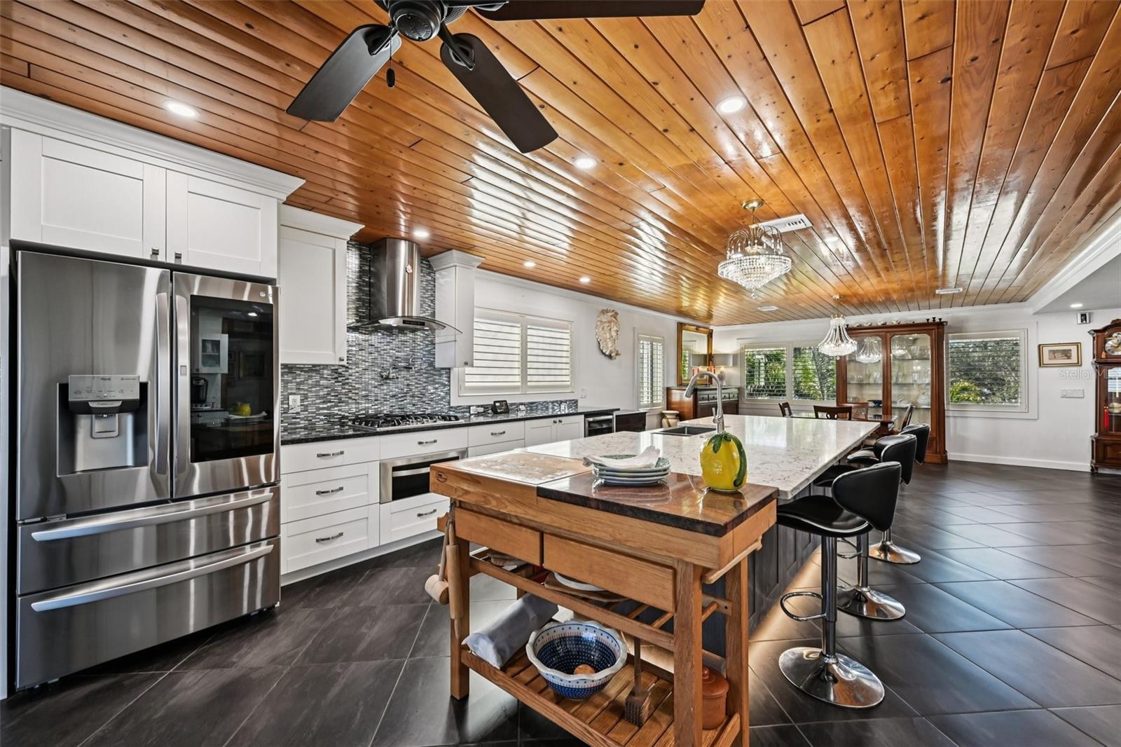 10467 SHERMAN STREET