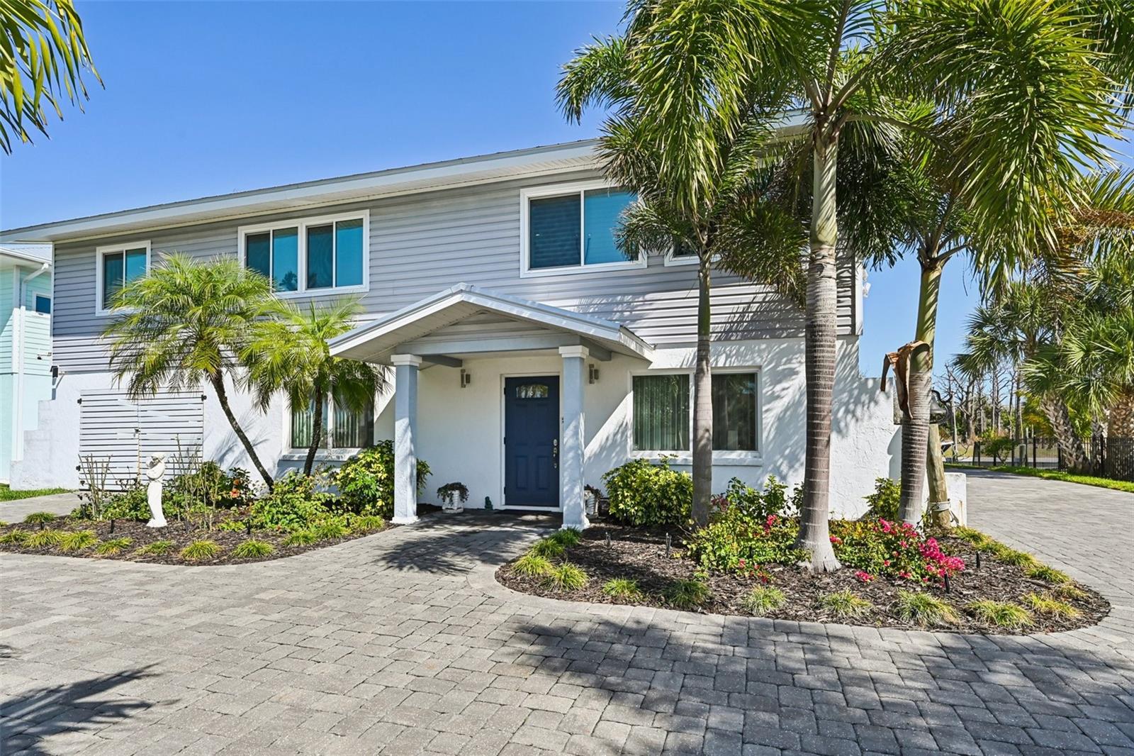 PALM POINT - Residential