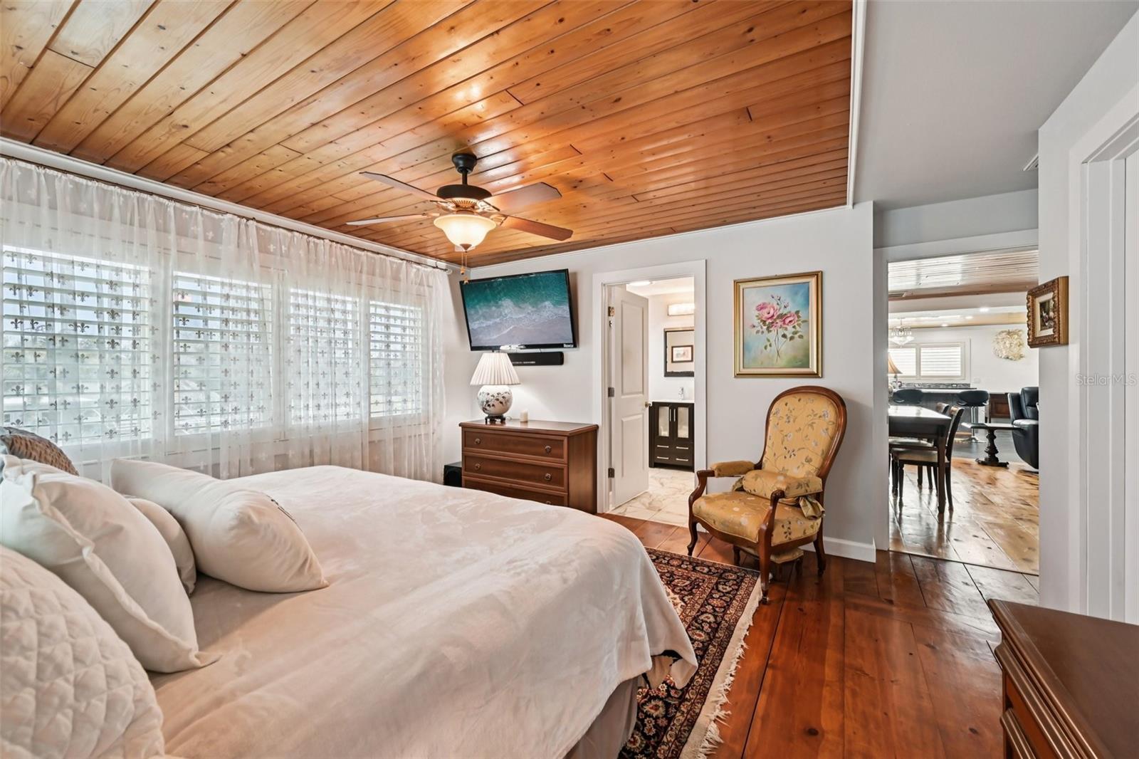 PALM POINT - Residential