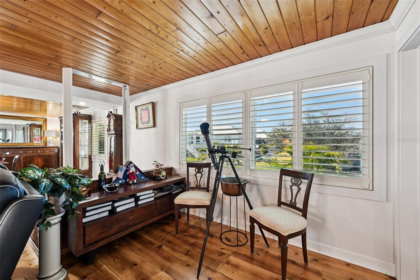 PALM POINT - Residential